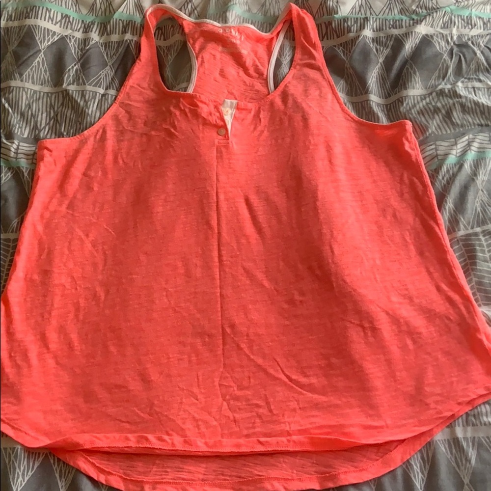 Old Navy Razorback Active Shirt